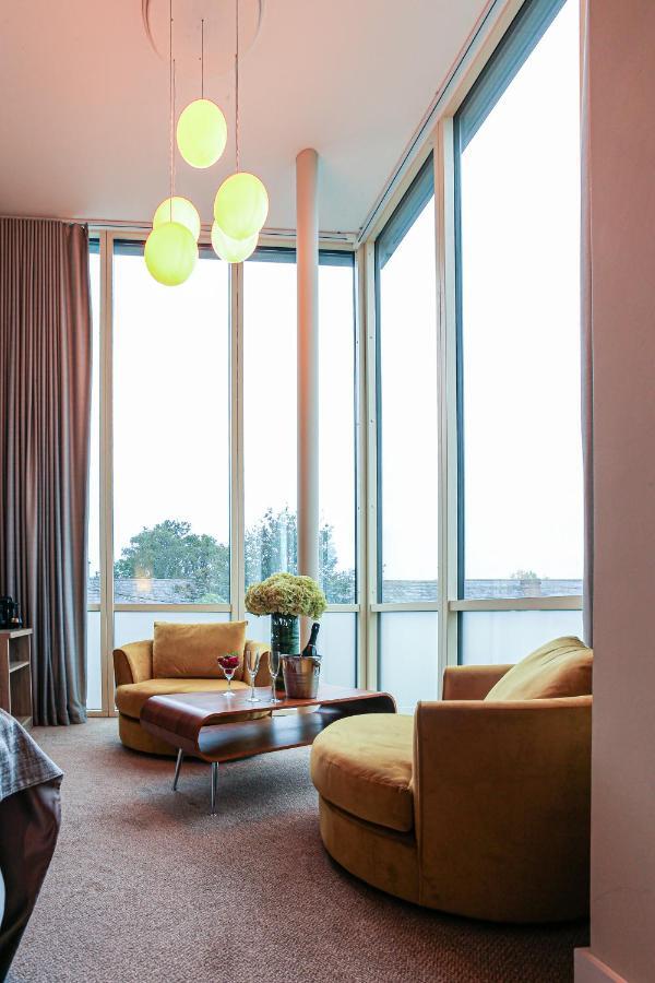 Готель Gleesons Townhouse Booterstown Дублін Екстер'єр фото